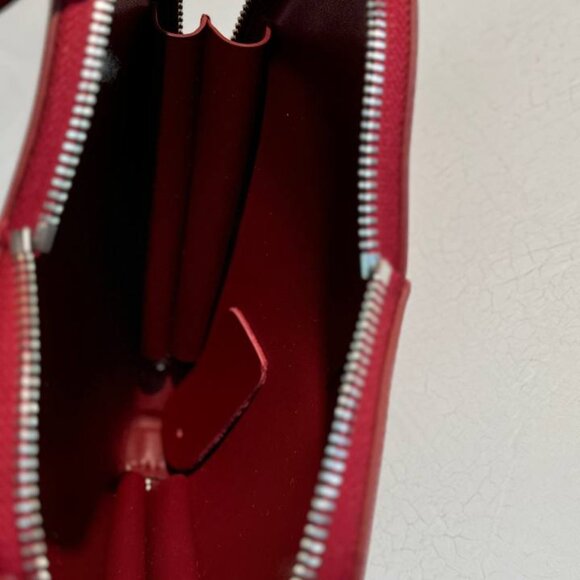 Mini Leather and Suede Handbag “Heart Chic” - Picture 4 of 13